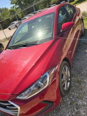 2018 Hyundai Elantra SEL - Exterior Front Right Corner Image